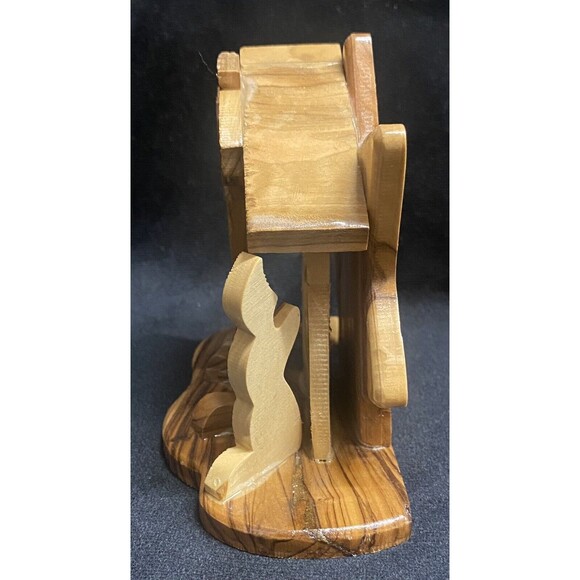 Hand Carved Olive Wood Nativity Scene Made In Bethlehem Israel Signed & Dated - Picture 6 of 9